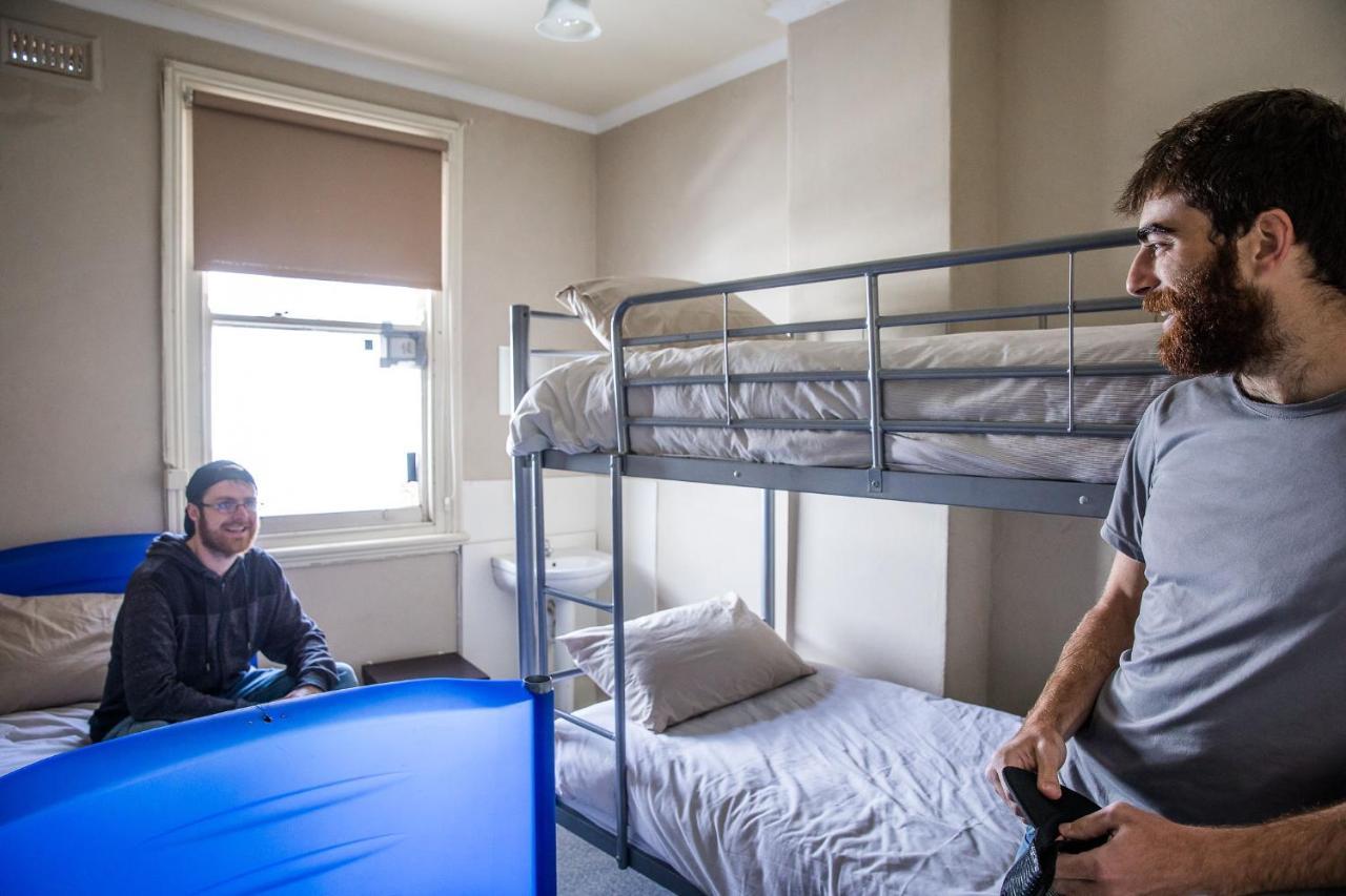 The Pickled Frog Hostel Hobart Bagian luar foto